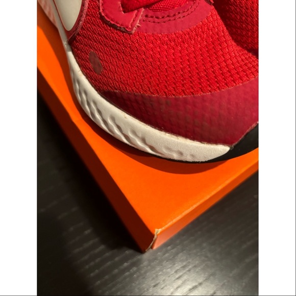 NOT FOR SALE- Boys Nike Revolution 5 Sneakers - Picture 3 of 8